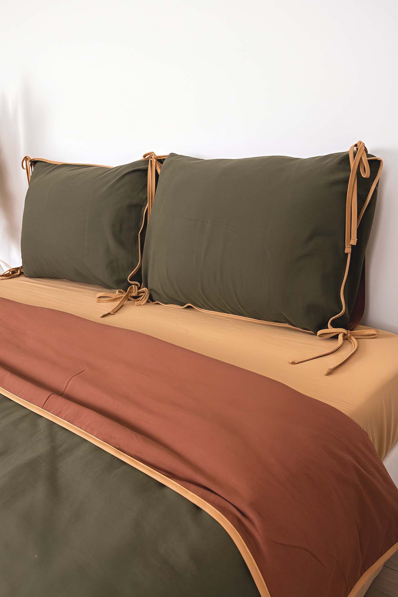Demeter Forest Double Size 100% Cotton Duvet Cover Set – 4 Pieces