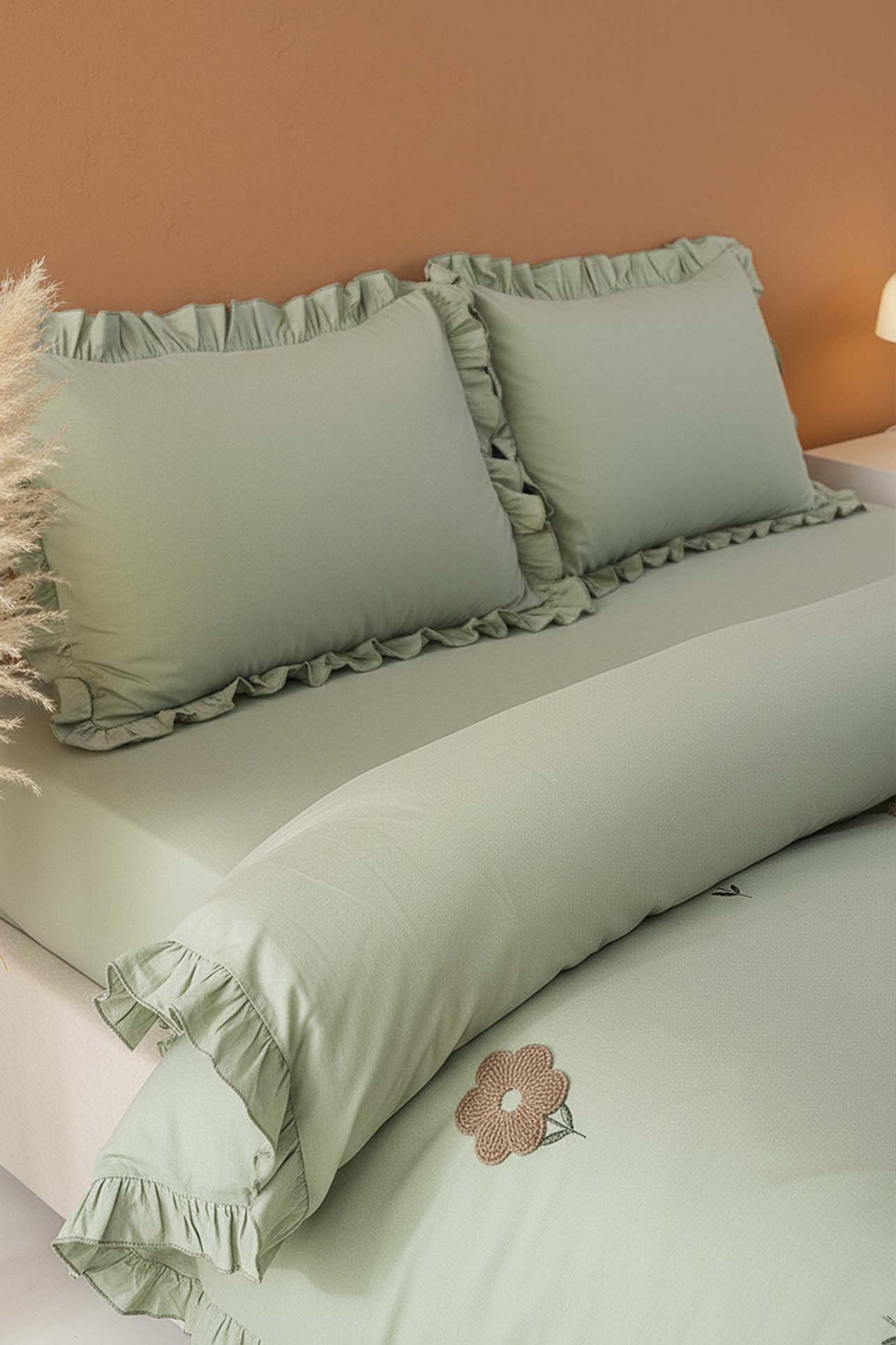 Florita Green Double Embroidered 100% Cotton Duvet Cover Set – 4 Pieces