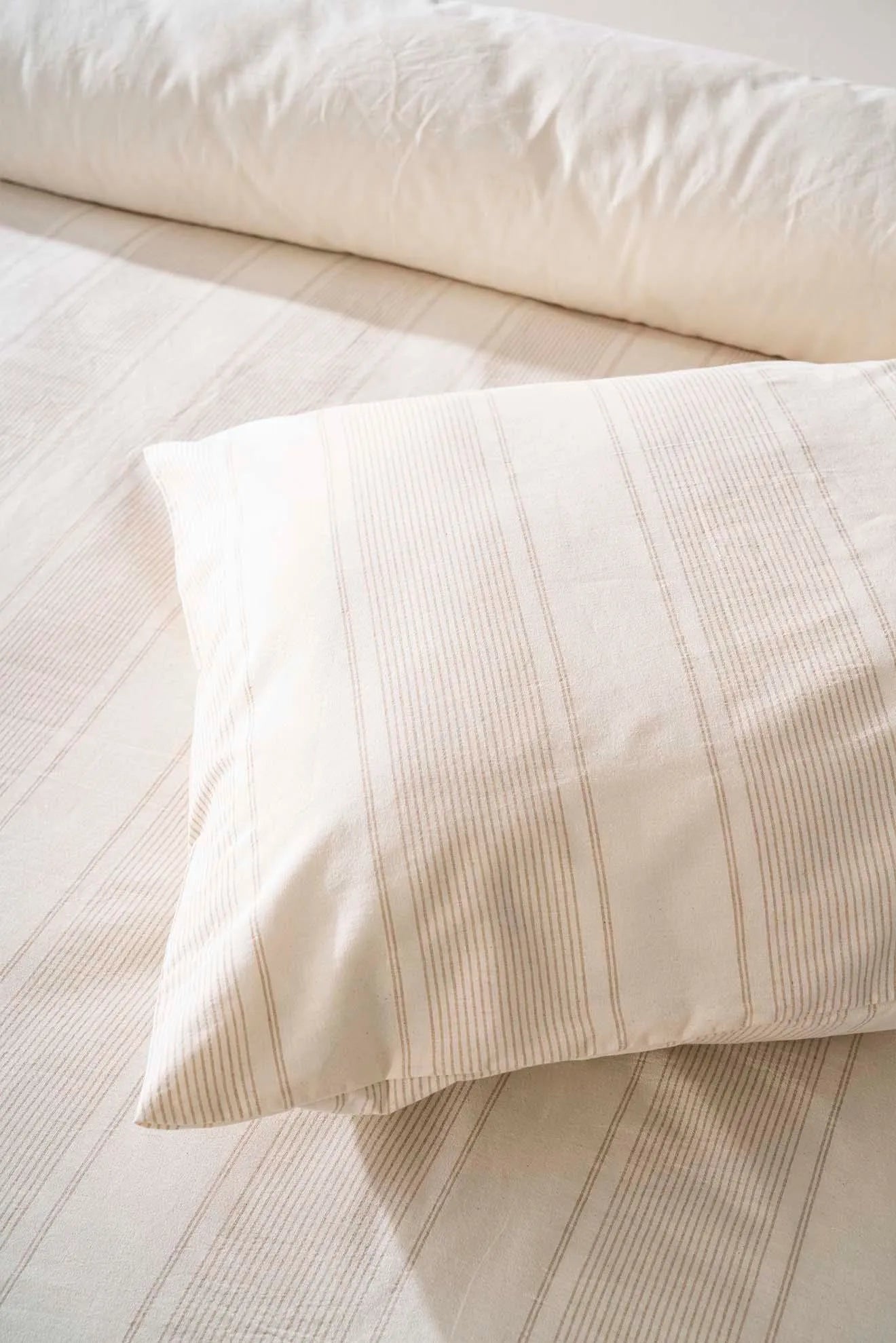 Nenas Vizon 100% Cotton Embroidered Duvet Cover Set, 6-Piece Double Size Bedding – Breathable Fabric, 200x220 cm