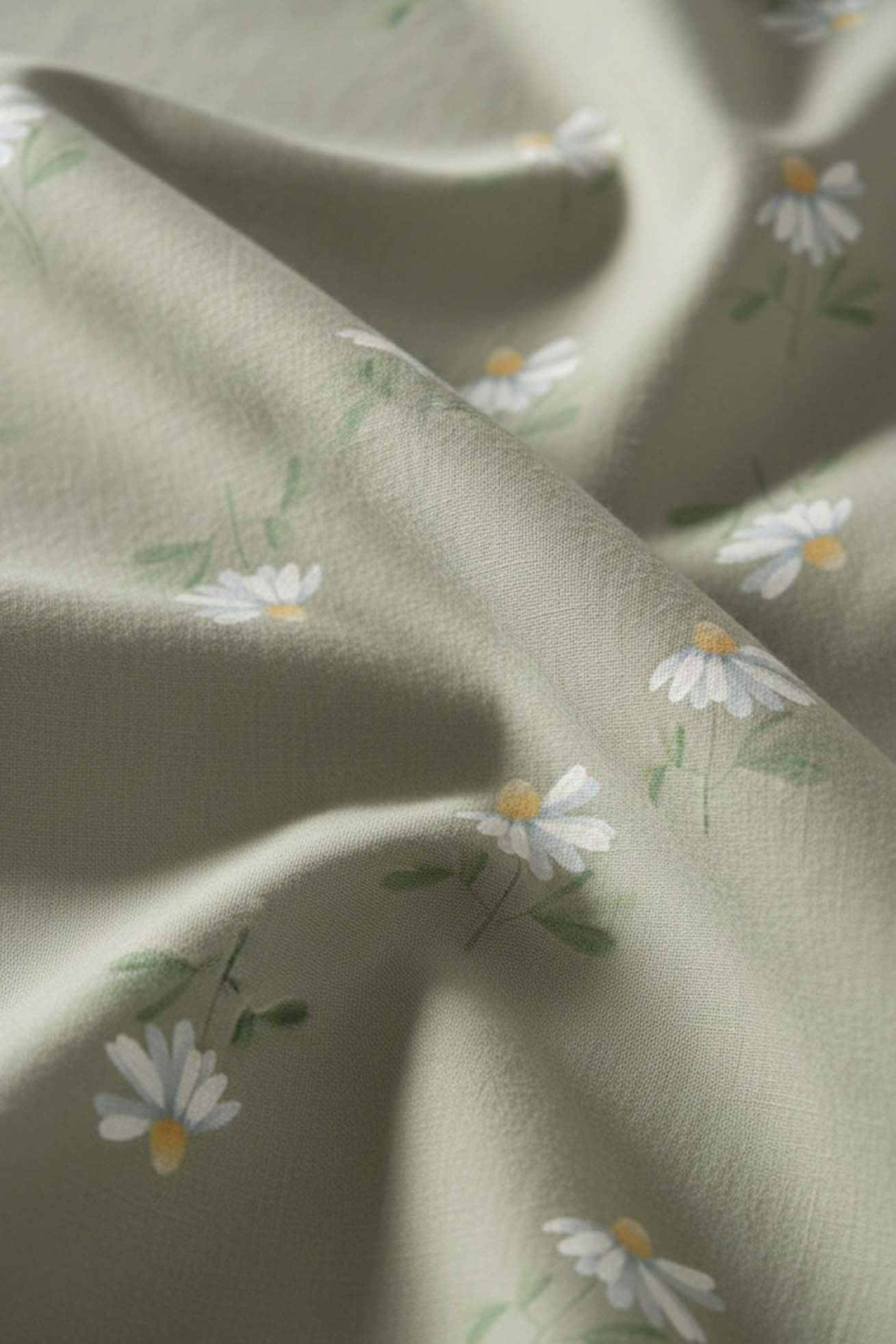 Green Daisy Beechwood Viscose Blend Double Duvet Cover Set – Silky Soft, Antibacterial, Breathable, 3-Piece, 200x215 cm