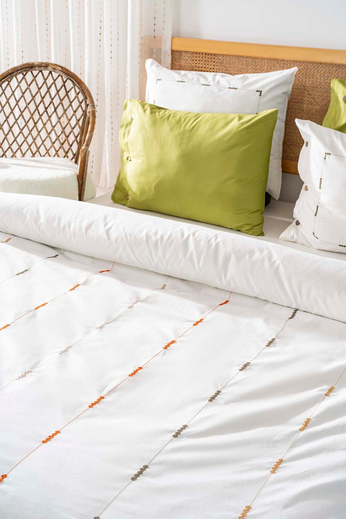 Victoria Green 100% Cotton Embroidered Duvet Cover Set, 6-Piece Double Size Bedding – Breathable Fabric, 200x220 cm